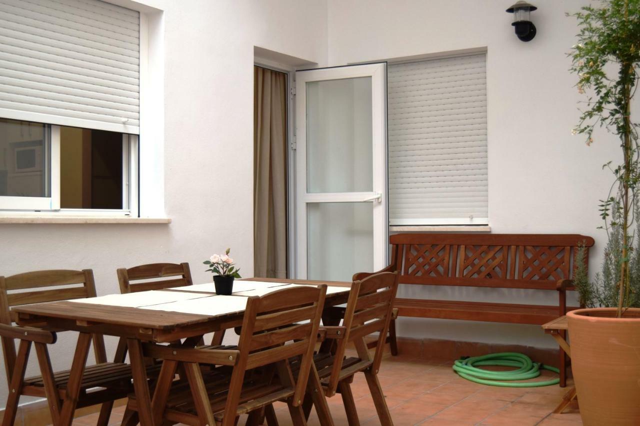 Pnp17 Bi Apartment Sevilla Bagian luar foto